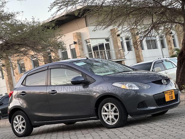 Mazda Demio 2009 Gray