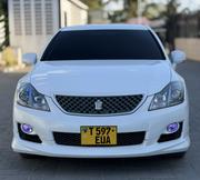 Toyota Crown 2009 White for sale