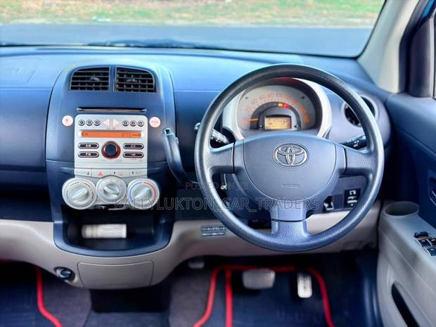 Toyota Passo 2006 Blue