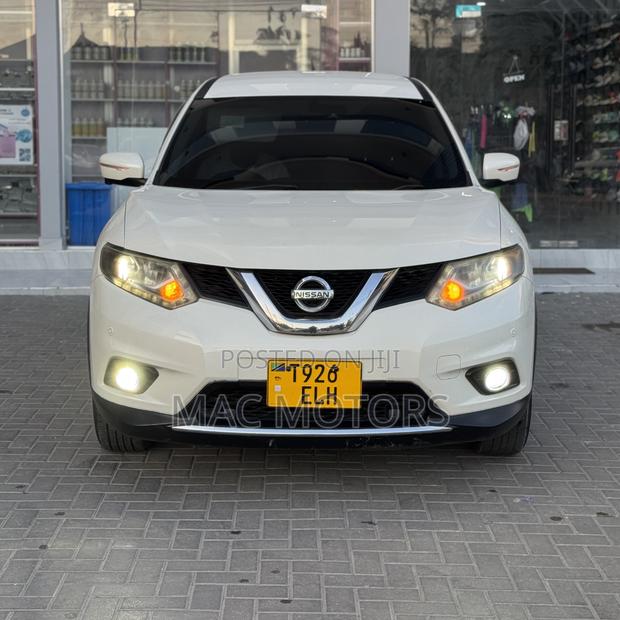 Nissan X-Trail 2014 White