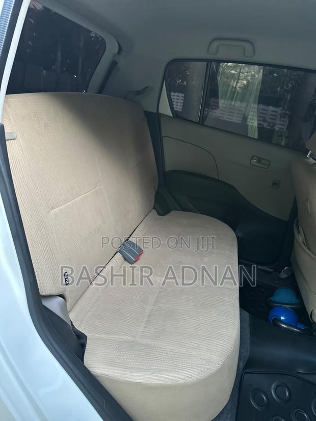 Daihatsu Mira 2012 White