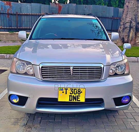 Toyota Kluger 2005 Silver