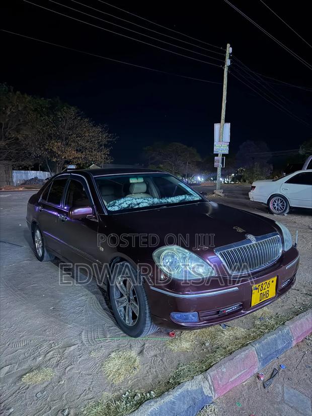 Toyota Brevis 2004 Red