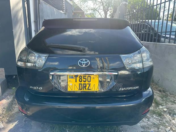 Toyota Harrier 2006 Black