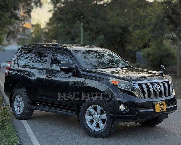 Toyota Land Cruiser Prado 2015 Black