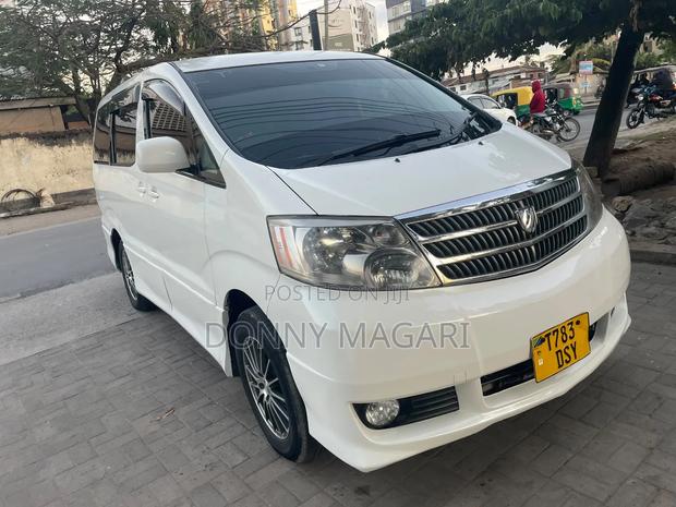 Toyota Alphard 2004 White