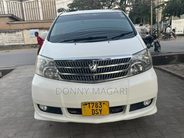 Toyota Alphard 2004 White