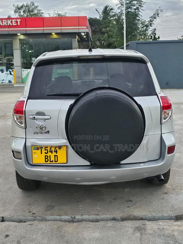 Toyota RAV4 2007 Silver