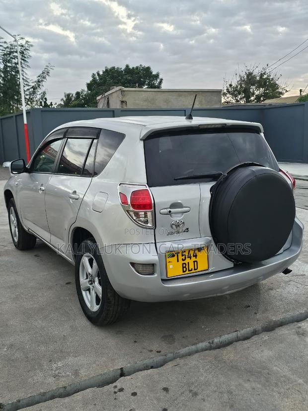 Toyota RAV4 2007 Silver