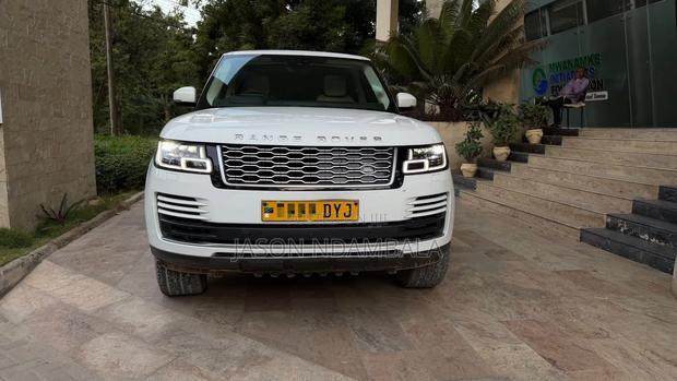 Land Rover Range Rover Vogue 2019 White