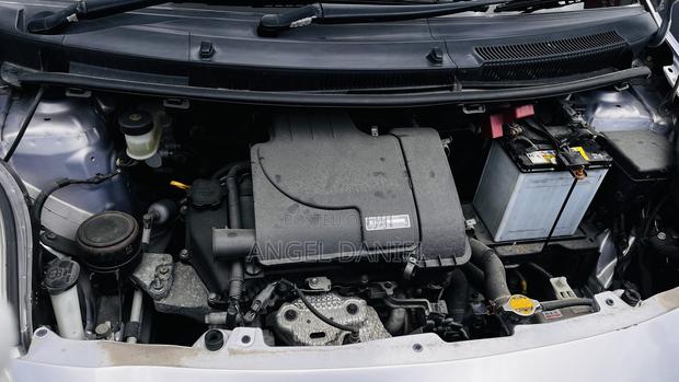 Toyota Vitz 1.0 FWD 3dr 2009 Gray