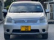 Toyota Raum 2004 for sale