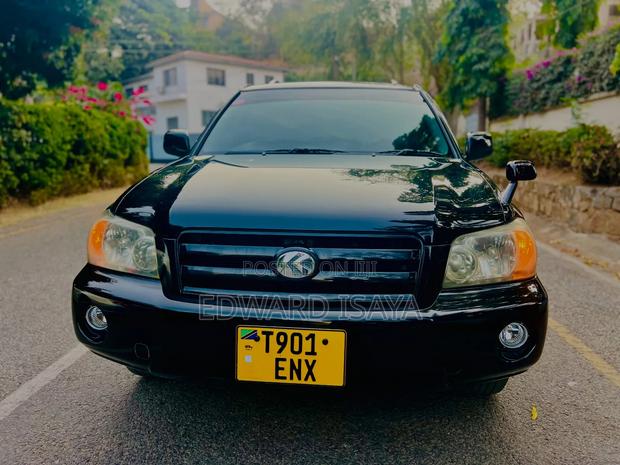 Toyota Kluger 2005 Black