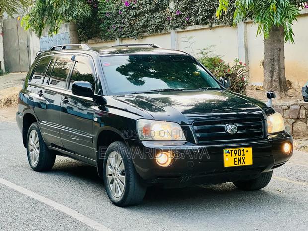 Toyota Kluger 2005 Black