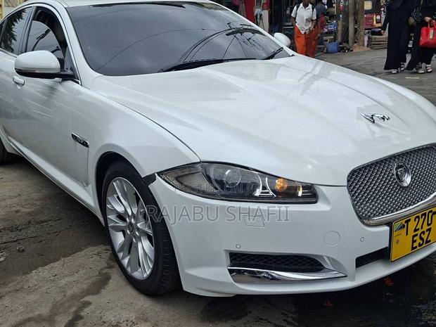 Jaguar XF 3.0 AWD 2013 White