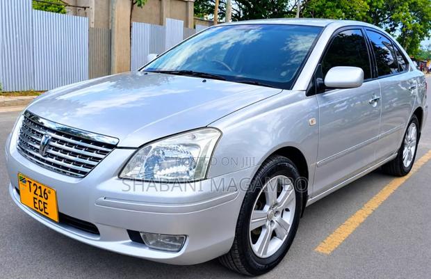 Toyota Premio 2004 Silver