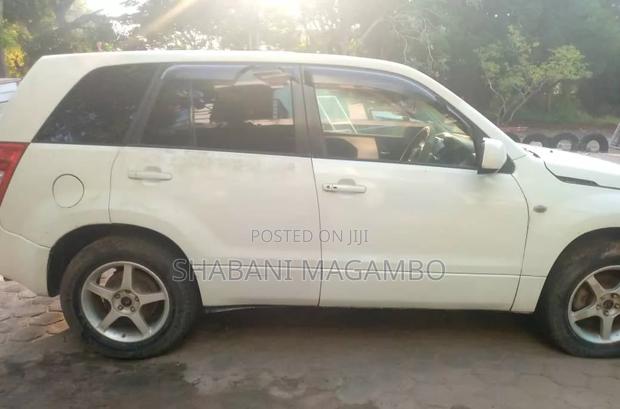 Suzuki Grand Vitara 2008 Off white