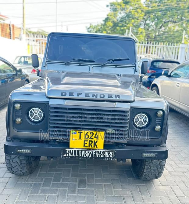Land Rover Defender 2015 Gray