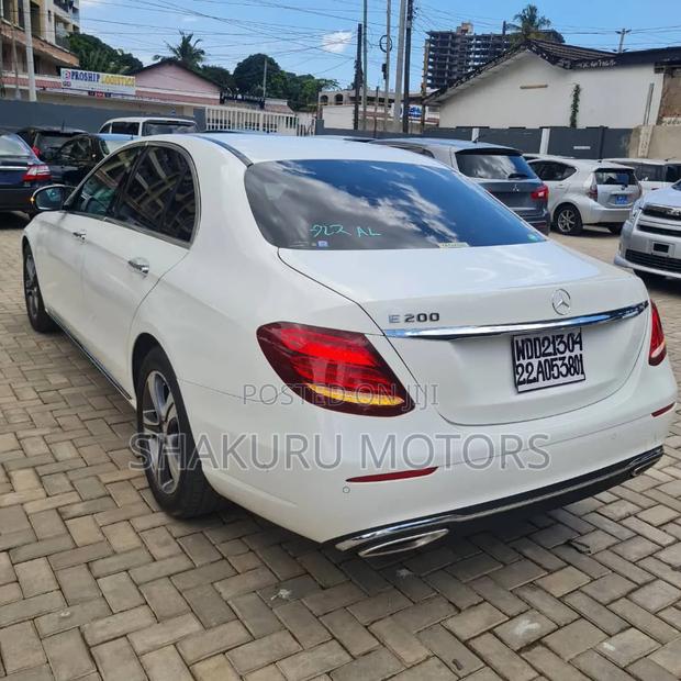 Mercedes-Benz E200 2017 White