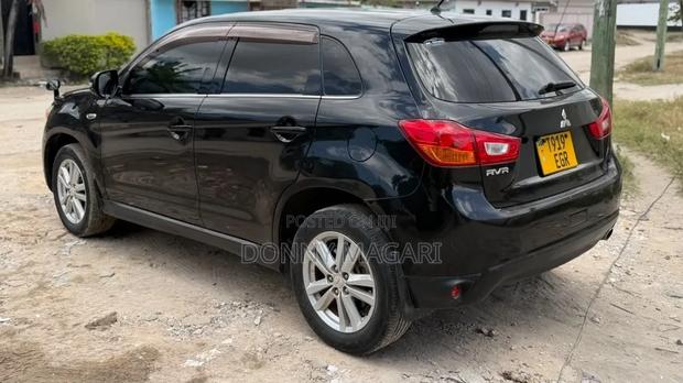 Mitsubishi RVR 2013 Black