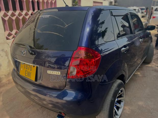 Mazda Verisa 2008 Blue