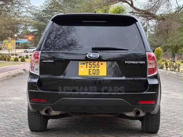 Subaru Forester 2010 Black