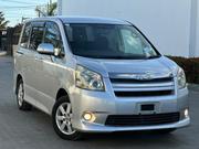 Toyota Noah 2008 Silver for sale
