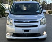 Toyota Noah 2.0 143hp FWD (7 Seater) 2008 Silver for sale