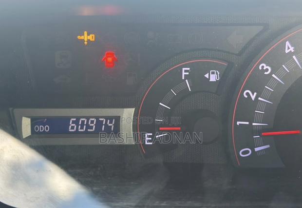 Toyota Noah 2.0 143hp FWD (7 Seater) 2008 Silver