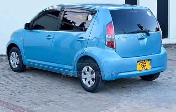 Toyota Passo 2005 Blue