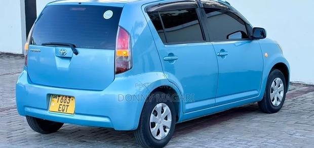 Toyota Passo 2005 Blue