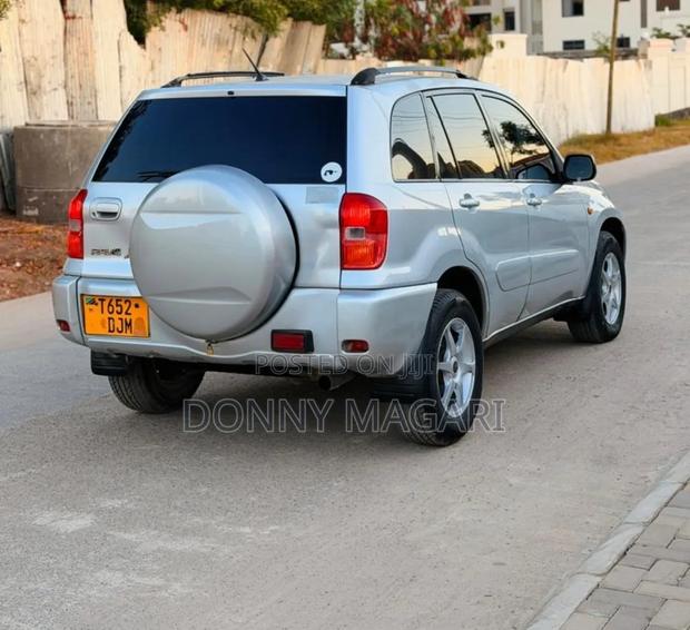 Toyota RAV4 Automatic 2000 Silver