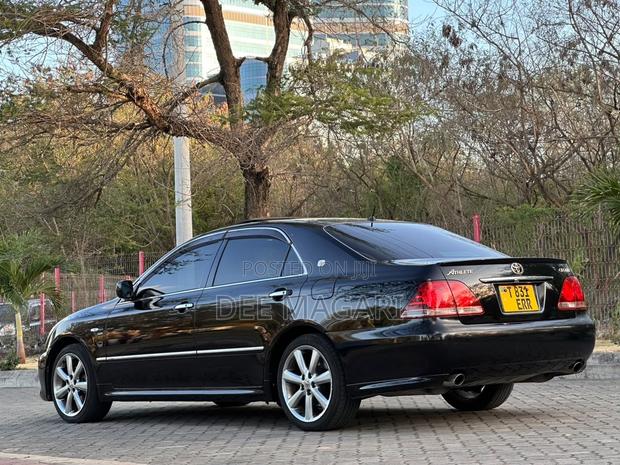 Toyota Crown 2007 Black