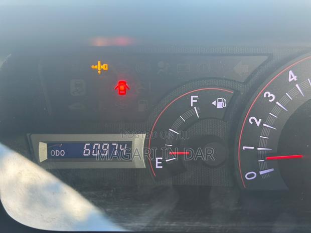 Toyota Noah 2008 Silver
