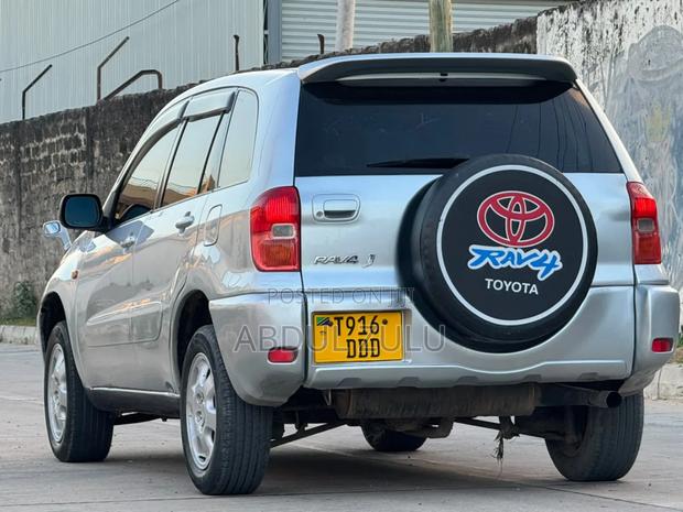 Toyota RAV4 Automatic 2003 Silver