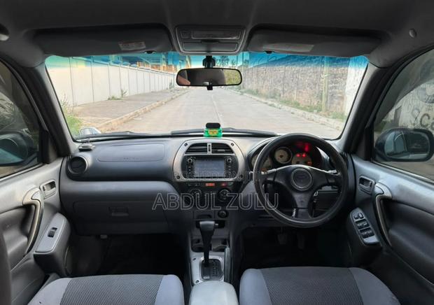 Toyota RAV4 Automatic 2003 Silver