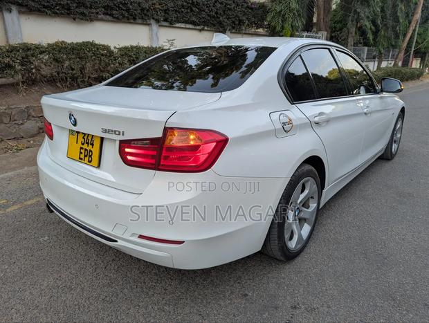 BMW 3 Series 2012 White