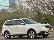 Subaru Forester 2010 White for sale