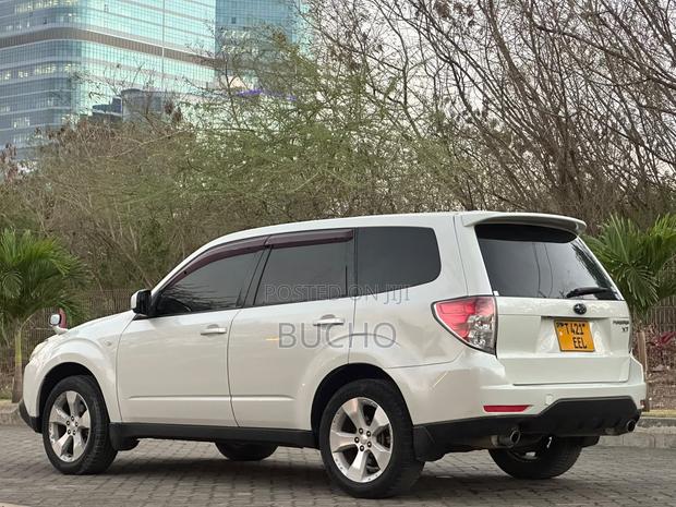 Subaru Forester 2010 White
