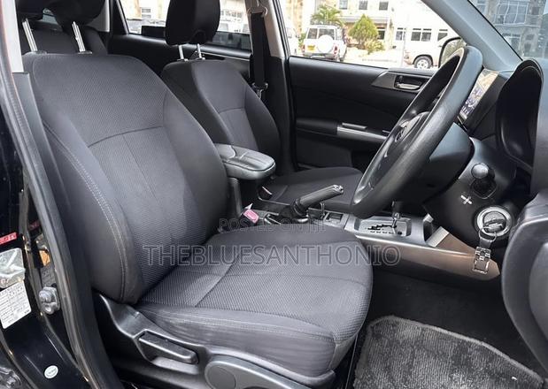 Subaru Forester 2011 Black