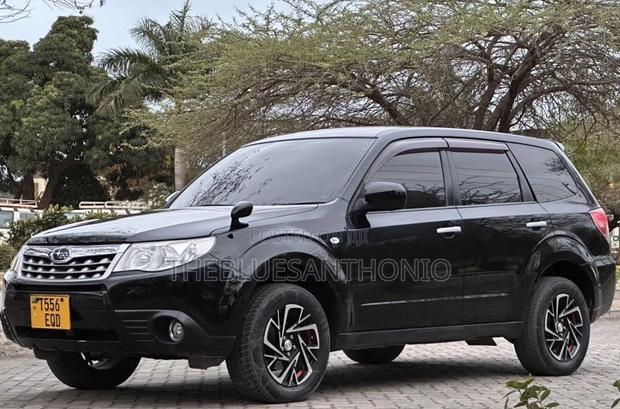 Subaru Forester 2011 Black