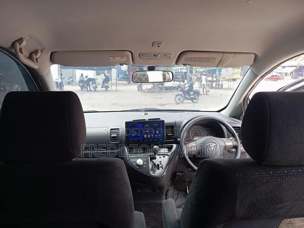 Toyota Wish 2007 Gray