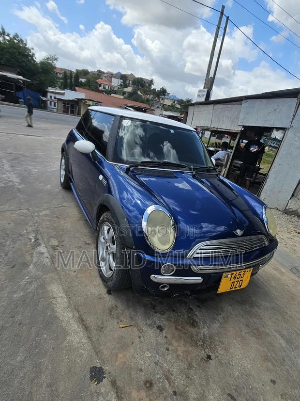 Mini Cooper 2006 Blue