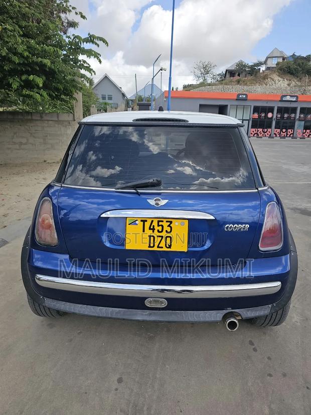 Mini Cooper 2006 Blue