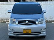 Toyota Alphard 2.4 Petrol FWD 2005 Silver for sale