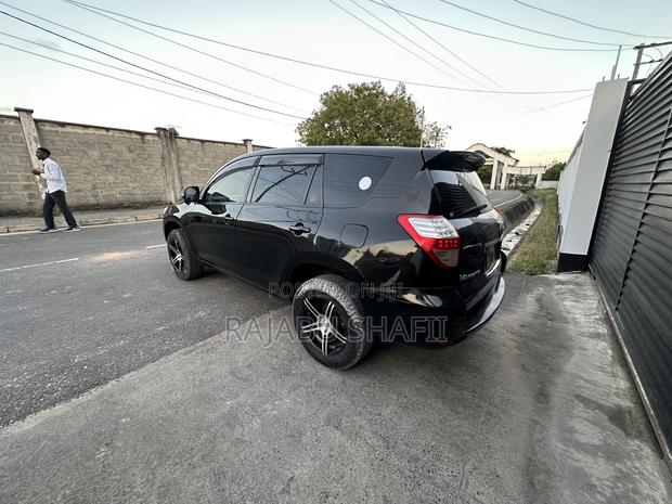 Toyota Vanguard 2009 Black