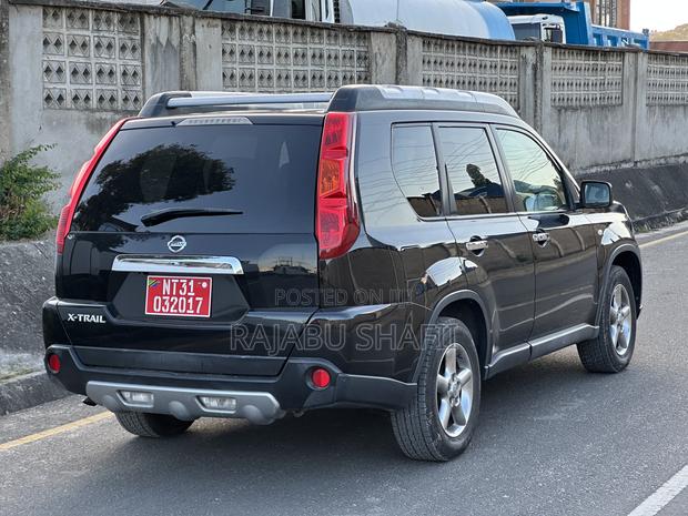 Nissan X-Trail 2.0 2008 Black
