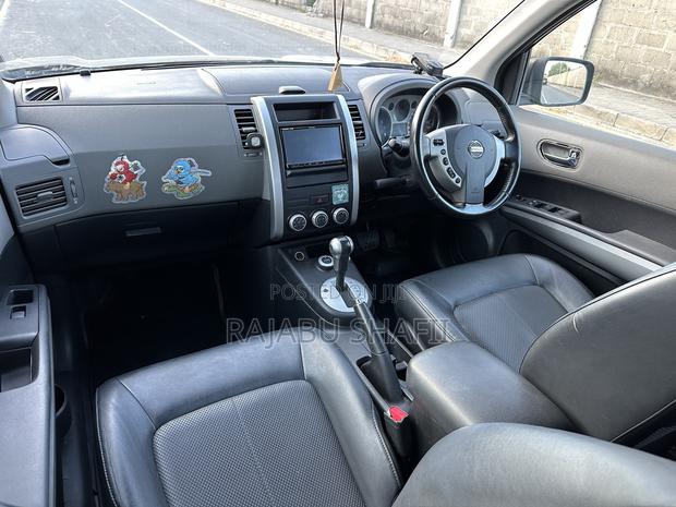 Nissan X-Trail 2.0 2008 Black