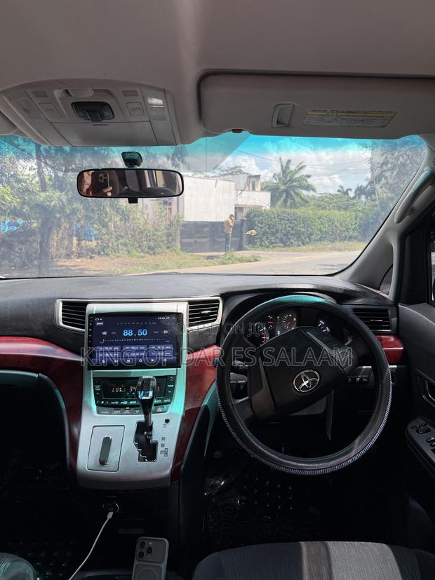 Seat 124 2008 White