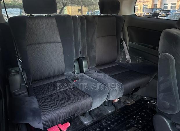 Toyota Vellfire 2010 Matt Black